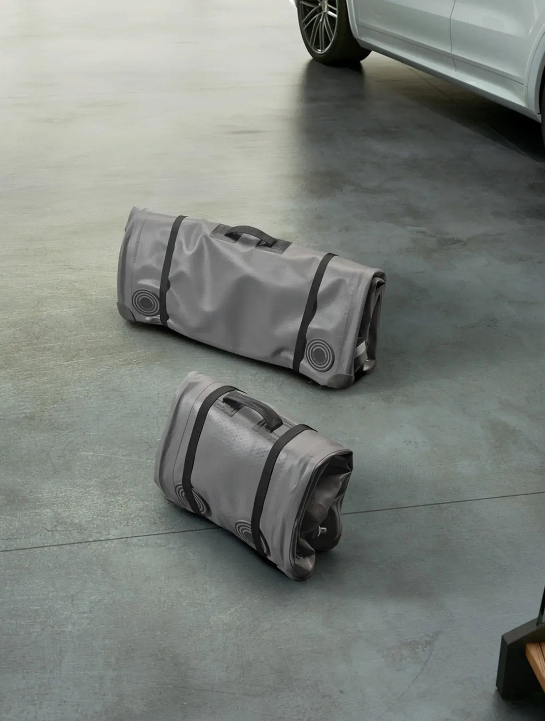 Porsche Luggage Compartment Box for Dogs