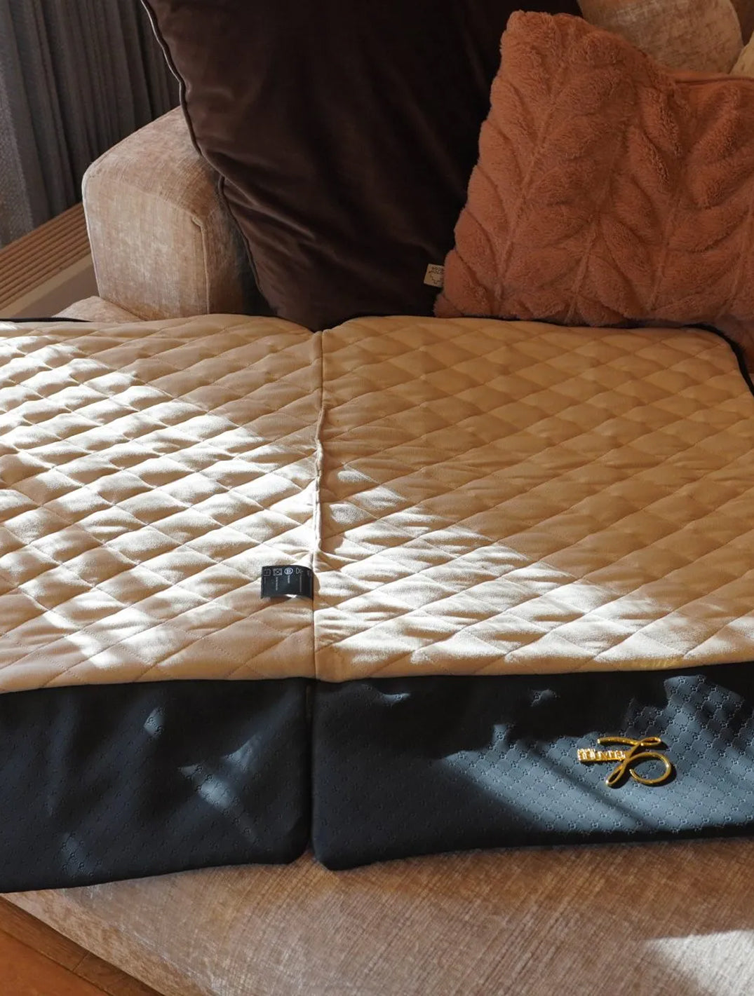 Luxury Dog Sleeping Mat/ Charcoal Beige