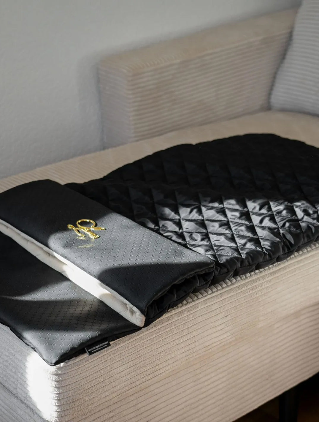 Luxury Dog Sleeping Mat/ Charcoal Beige